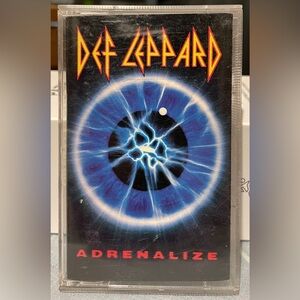 ADRENALIZE by DEF LEPPARD (CASSETTE, 1992)